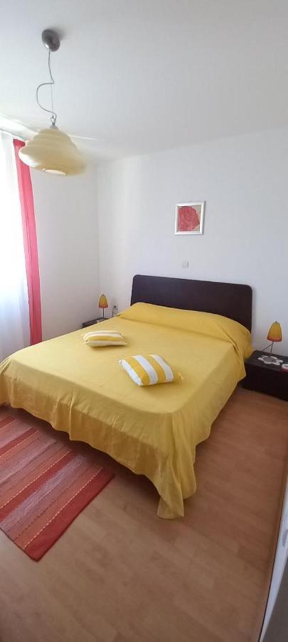 Apartments Buzleta II Fazana Luaran gambar