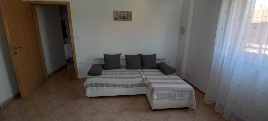Apartments Buzleta II Fazana Luaran gambar