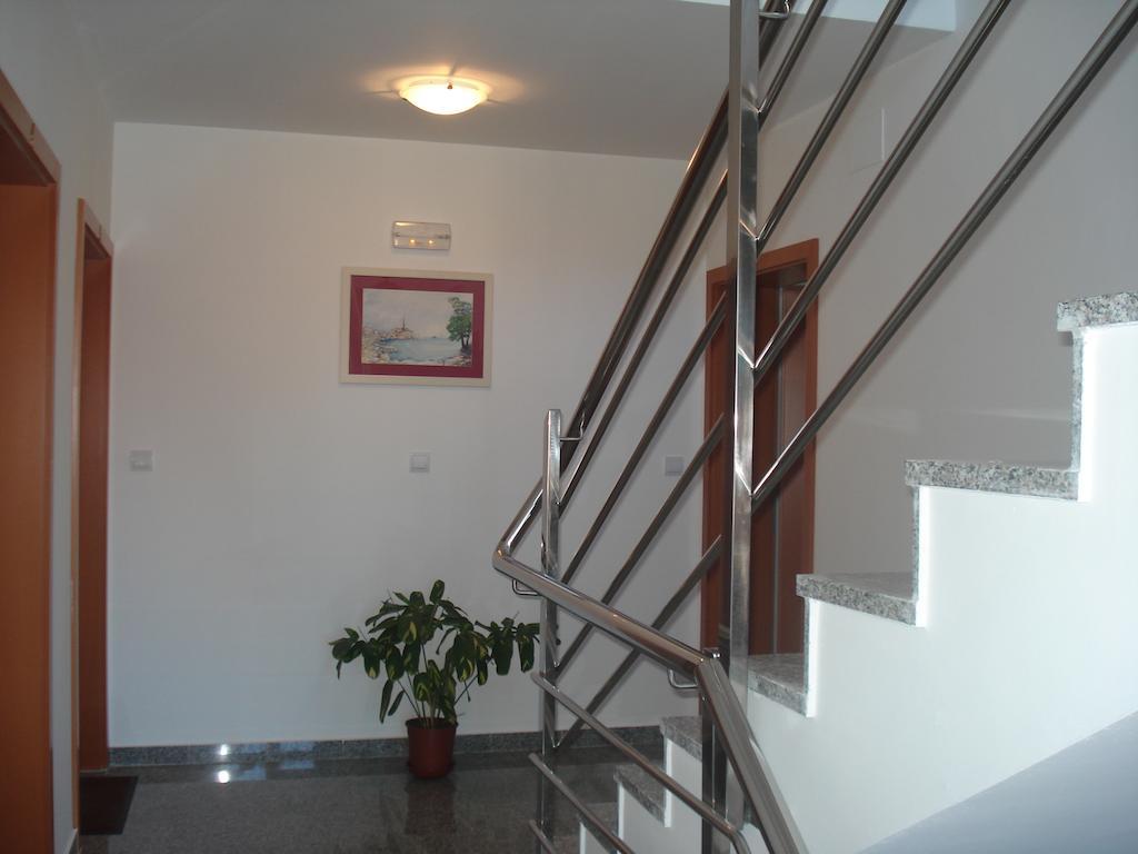 Apartments Buzleta II Fazana Luaran gambar