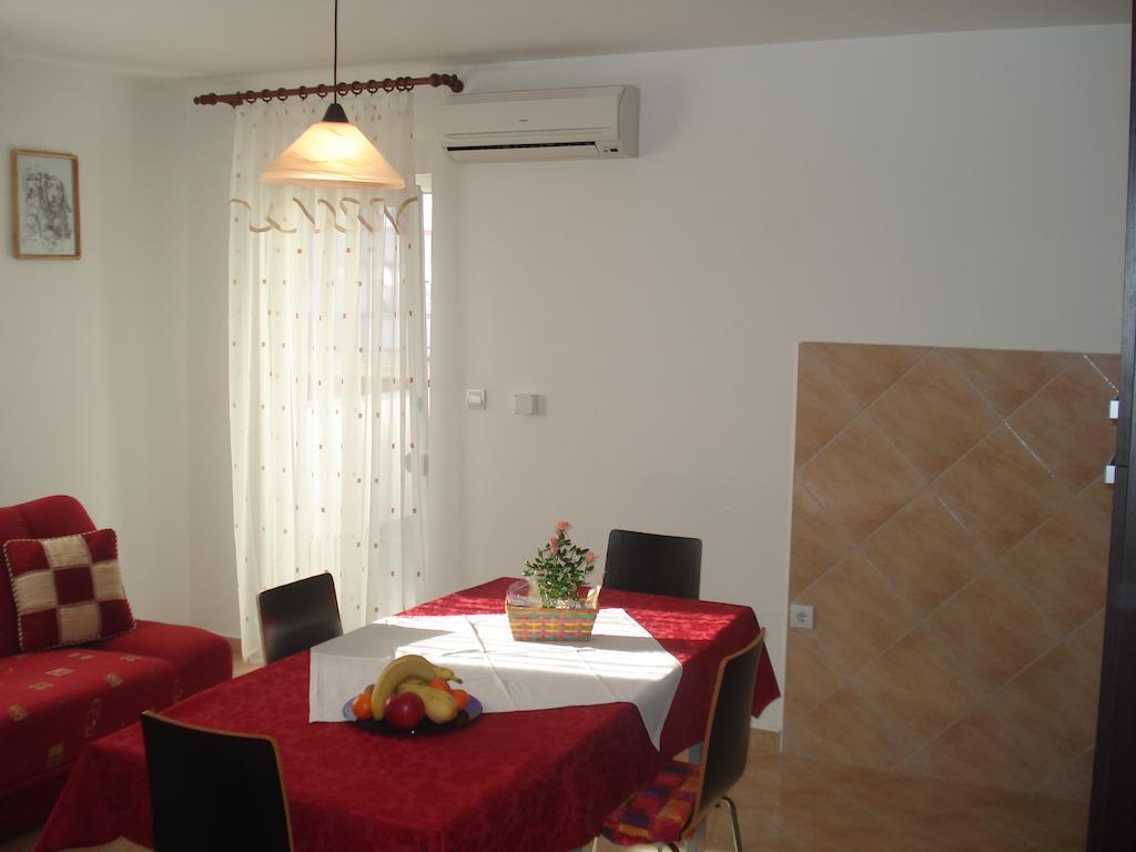 Apartments Buzleta II Fazana Luaran gambar